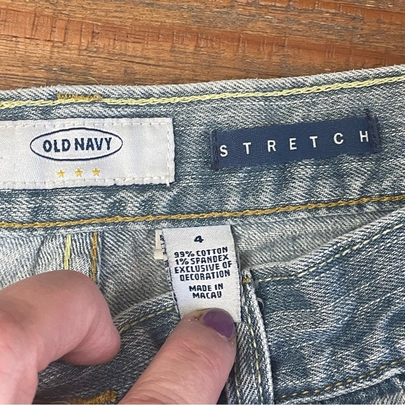 Old Navy Jeans Womens Size 4 The Low Rise light wash rolled cuff - Picture 5 of 8